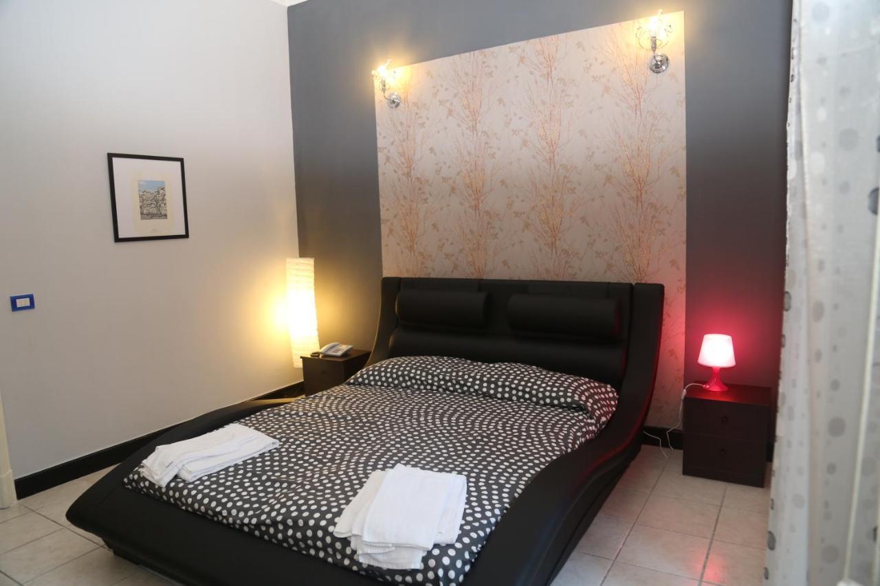 Nuovo Hotel Sangiuliano Catánia Buitenkant foto